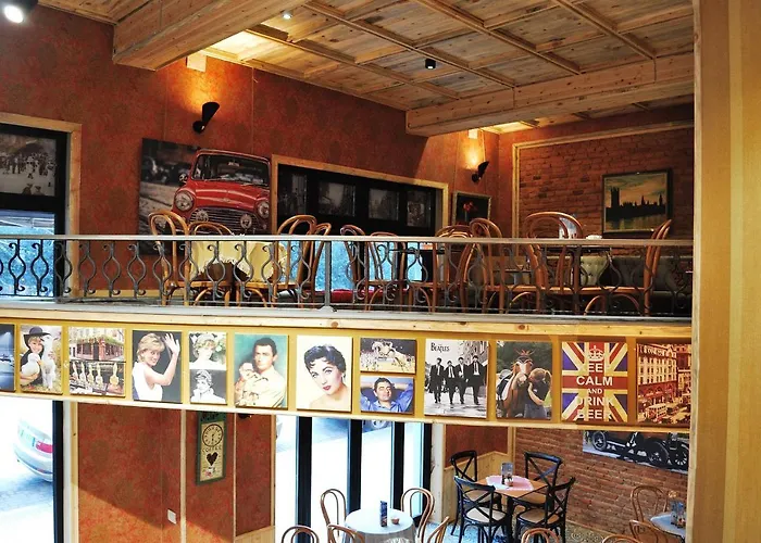 London Otel Tiran